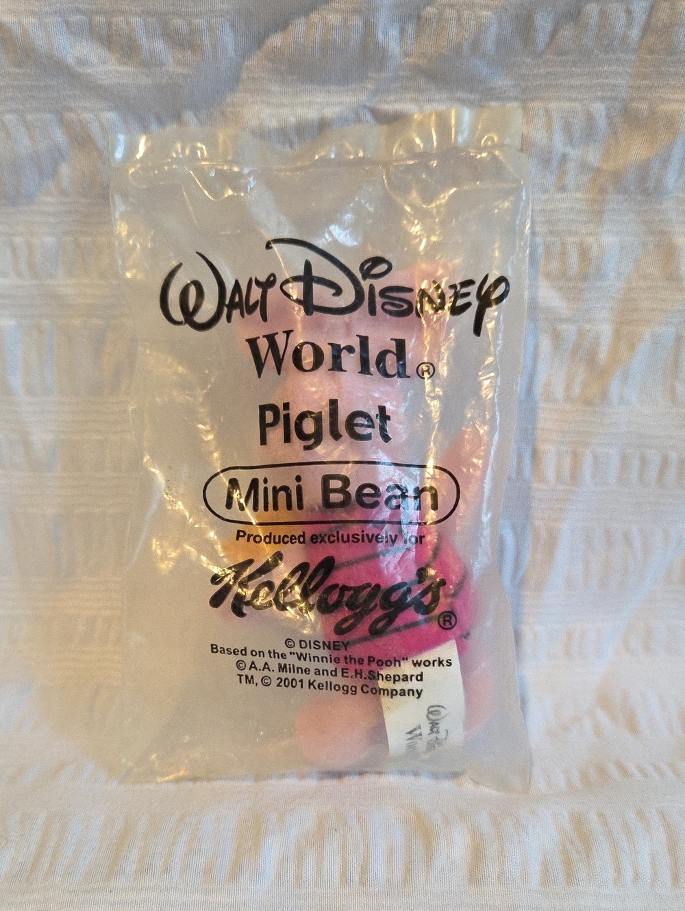 Vintage 2001 Kellogg's Walt Disney World Mini Bean Piglet Plush - New & Sealed